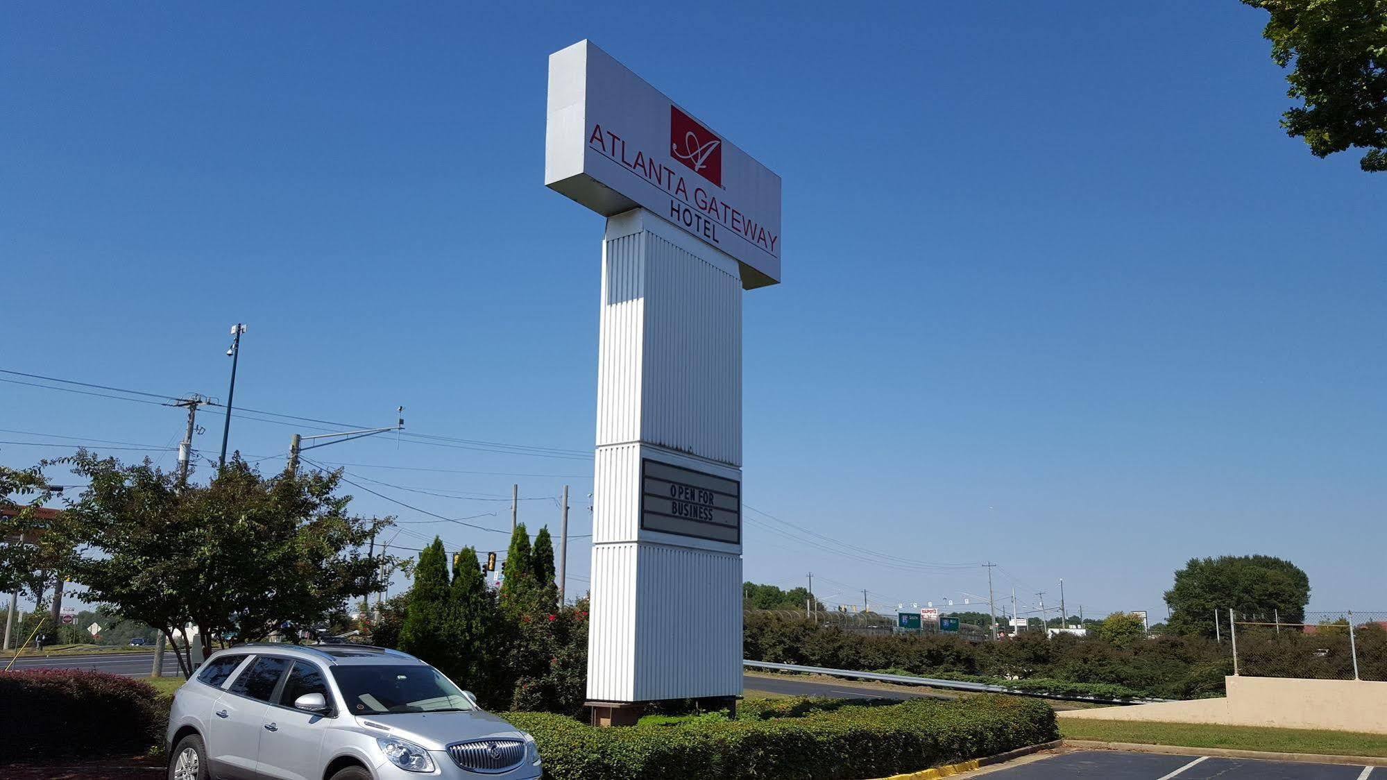 Hotel Ramada Plaza By Wyndham Atlanta Airport à College Park Extérieur photo